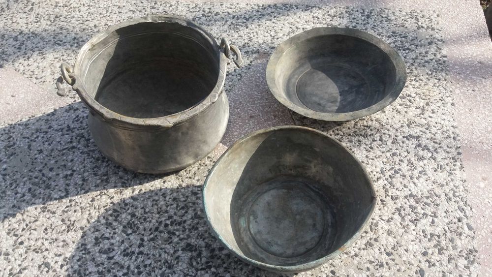 Медни, старинни съдове