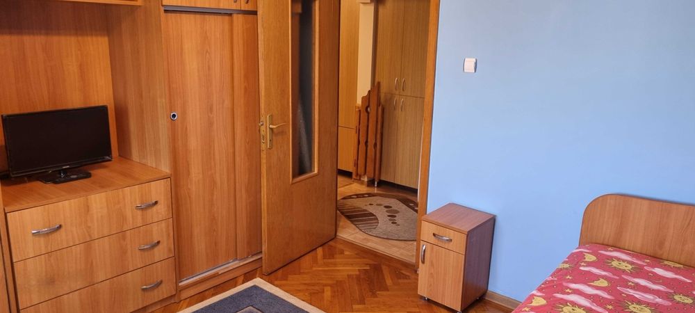 Inchiriez apartament doua camere Micro 3 langa Scoala 13 Matei Basarab