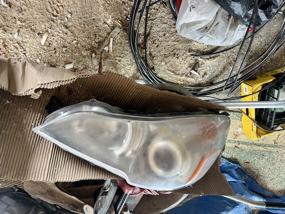 Фары на субару аутбек