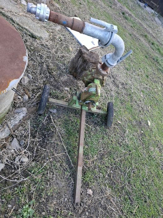 Tractoare, accesorii, mașini de tuns gazonul