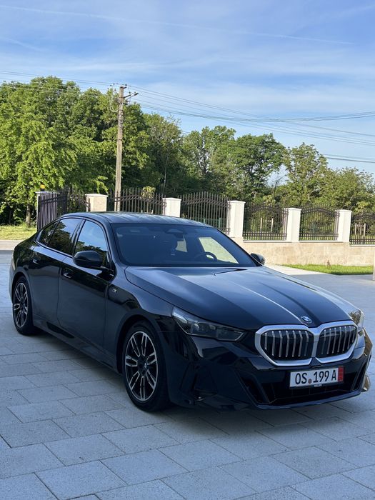 BMW Seria 5 2024 — imagine 8