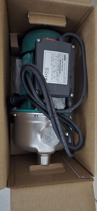 Хидрофорна помпа Wilo и пресустат Grundfos PM