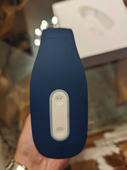 Масажор за врат EMS (импулсен) + затопляне