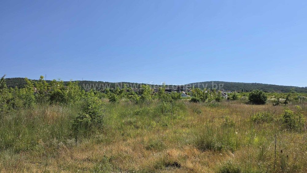 Парцел за инвестиция в вилна зона с. Кошарица, обл. Бургас