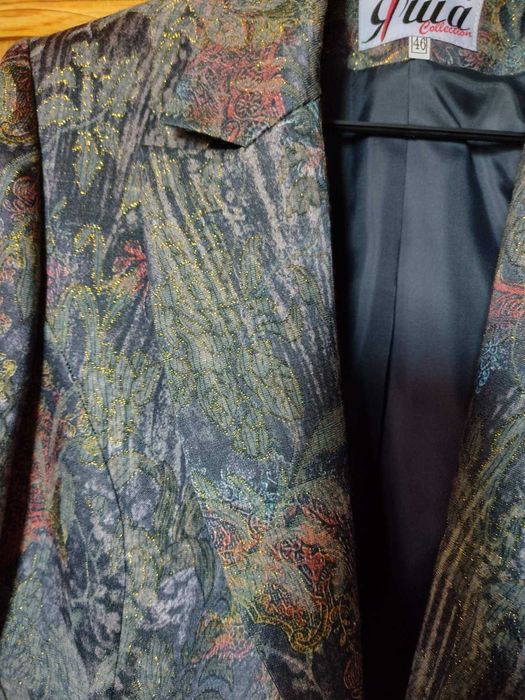 Разкошно Сако на YASHA Fashion! Шикозно и Елегантно! НОВО с Етикет!