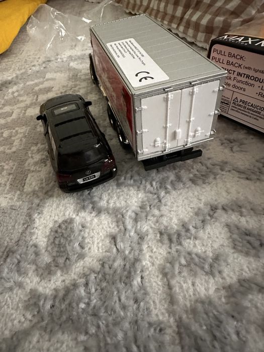 Машинка железная