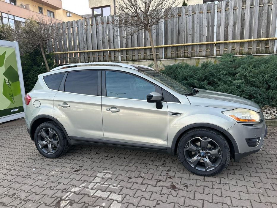 Ford Kuga 2.0 Diesel 4x4 Full Panorama Bixenon Piele Priza 220v