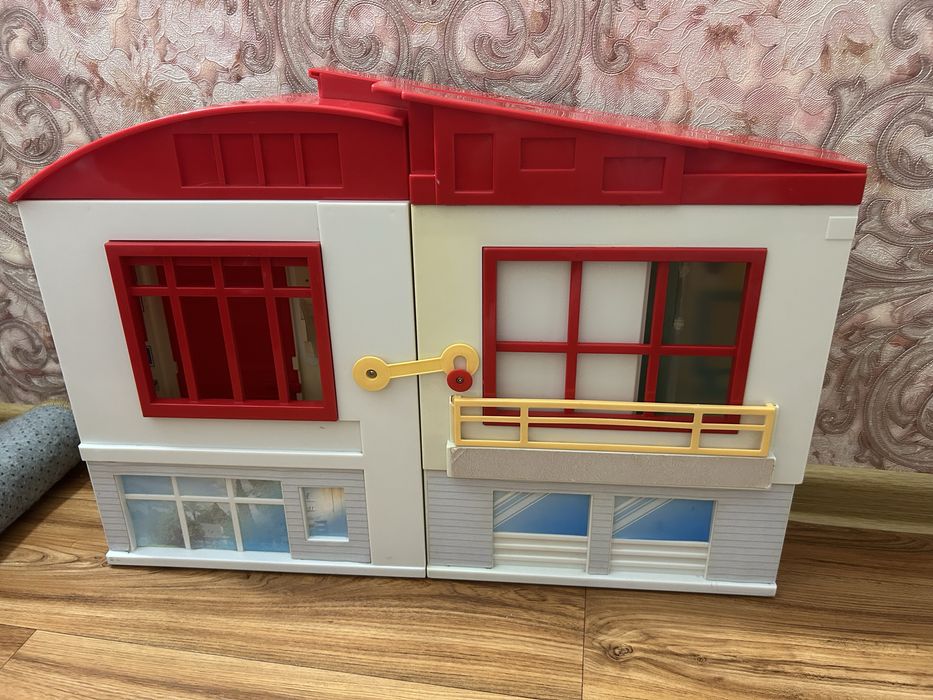 Кукольный домик складной