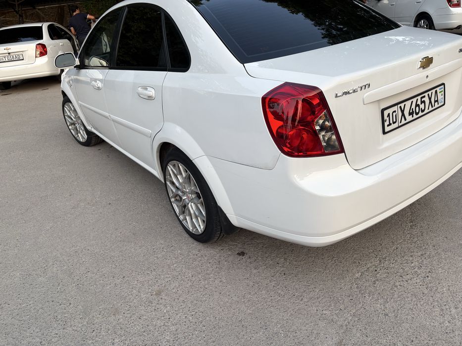 Chevrolet Lacetti / Gentra 2009 — 2