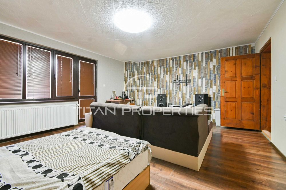 Продава се Къща в Костинброд - 314 кв.м за 1641 €/кв.м - Снимка #13