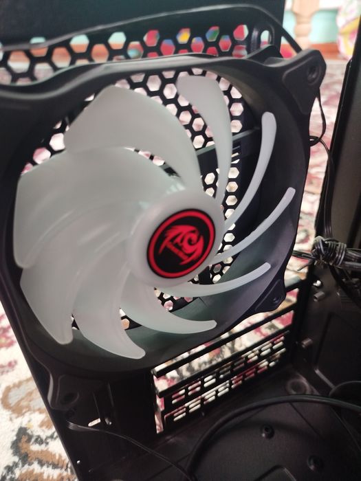 Корпус для пк с 3×RGB куллерами