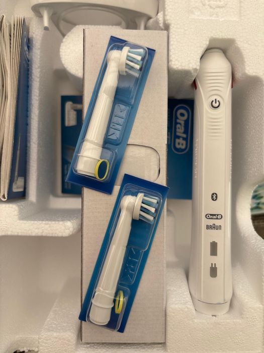 Periuta Oral B Smart 4 4000