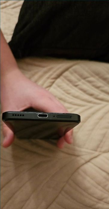 Poco f6 pro, 16/1024 тб, идеал