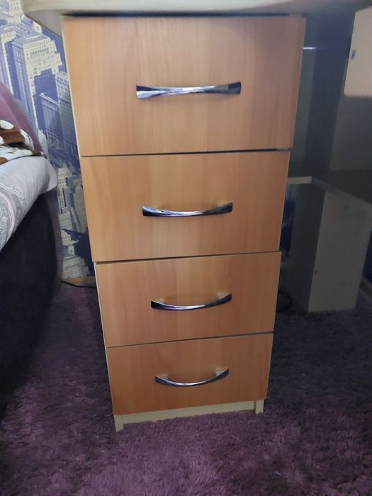 Стол угловой с полками и ящиками