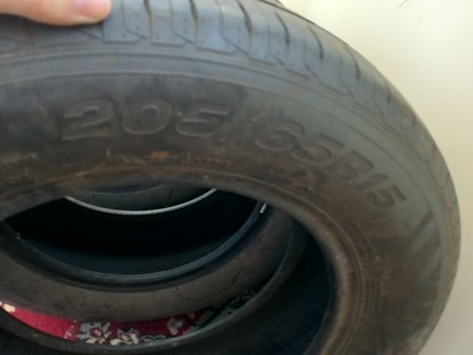 Шины на машину срочно