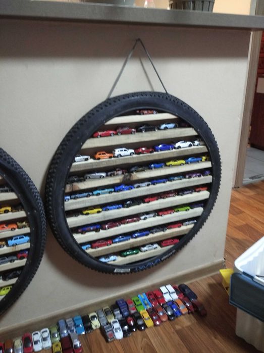 Етажерка рафт за детски колички