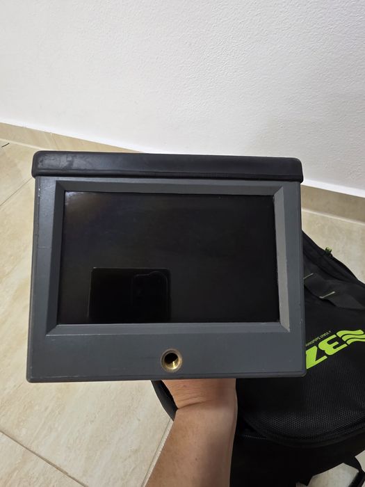 Aparat de aliniat antene model 3Z-RFV-AAT-2000