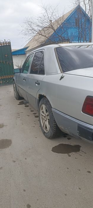 Продам автомобиль срочно