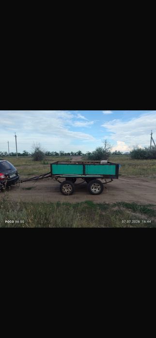 Продаю прицеп трехтоник