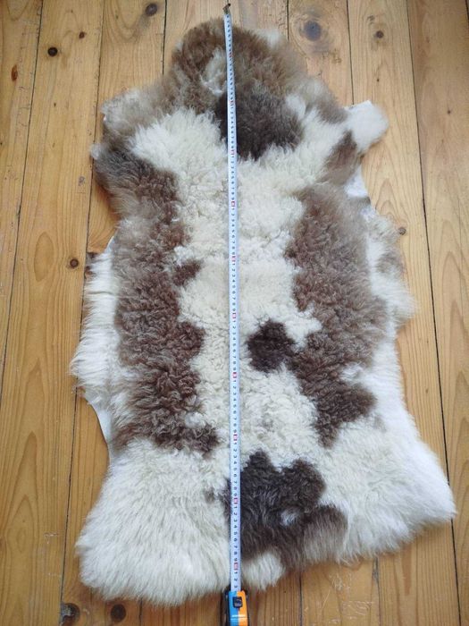 Агнешки кожи, обработени в Златоград