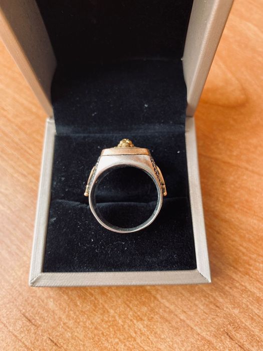 Продам серебро. Печатка.