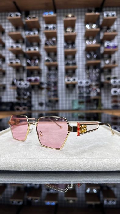 Дамски слънчеви очила