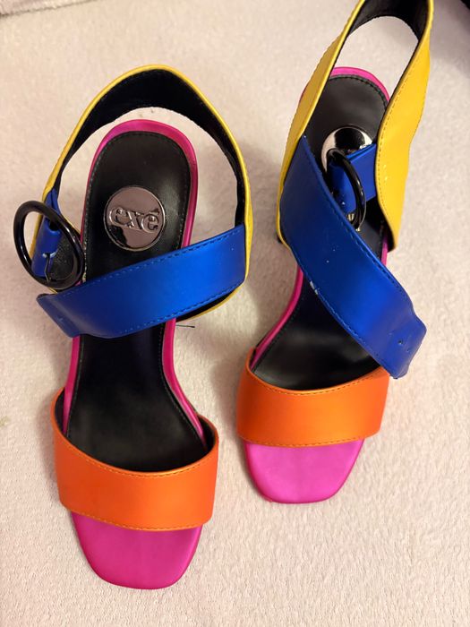 Сандали с ток Exe