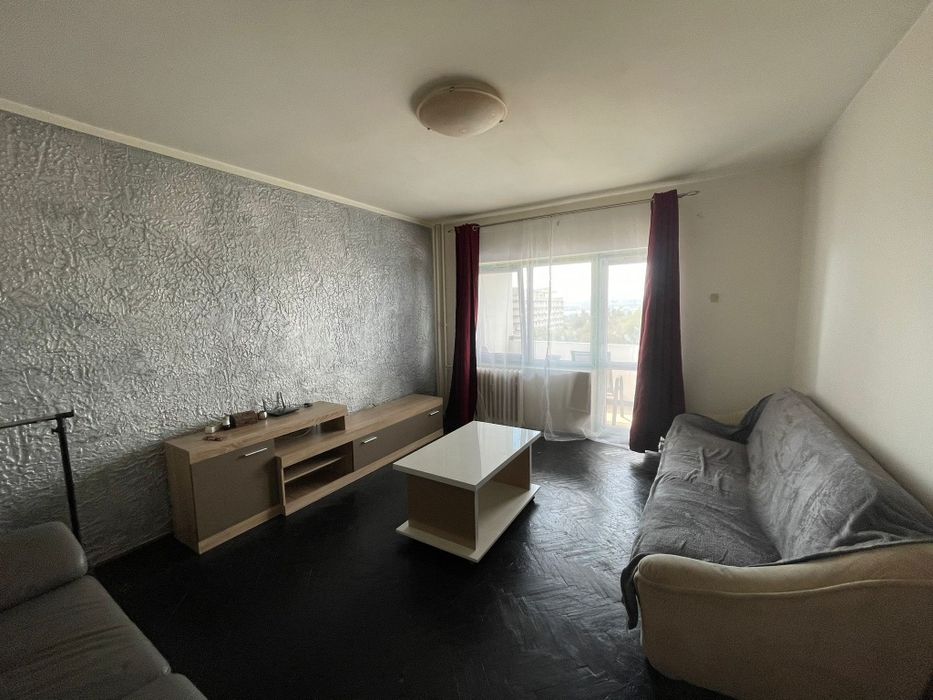 Apartament 2 camere decomandat de închiriat – Centru