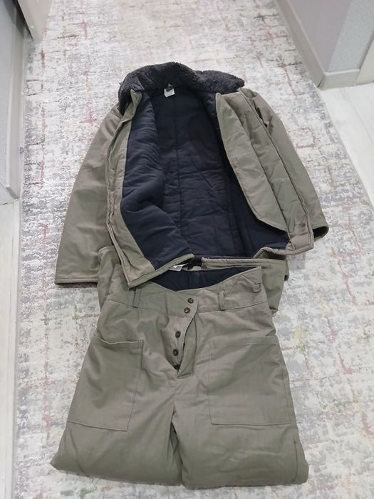 Продаётся зимний куртка, спецодежда