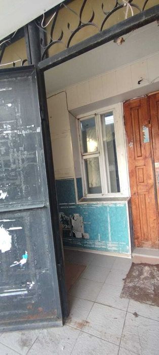 Продается коммерческое помещение в 7 мкр