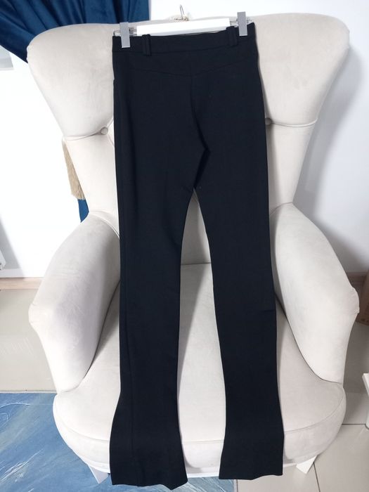 Pantaloni elastici negri cu șliț în fata mărimea XS Zara noi