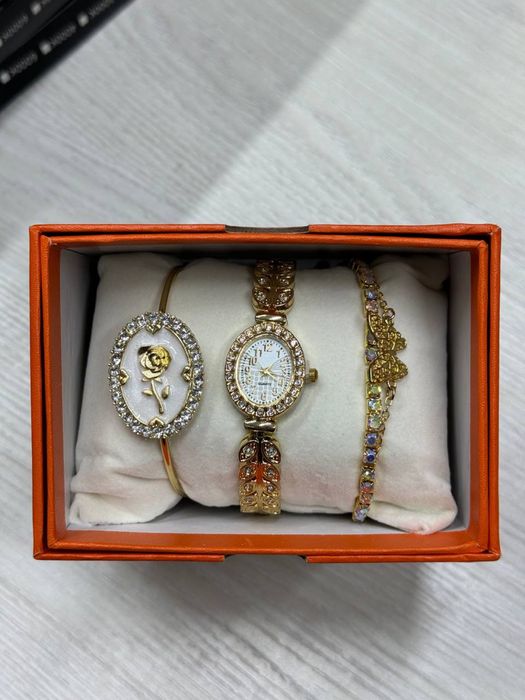 Женские наборы.