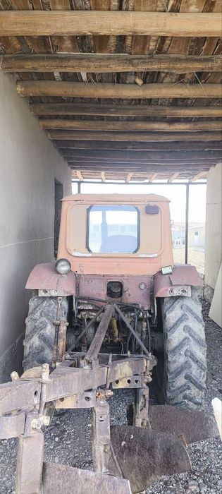 Sotiladi Traktor Yumz