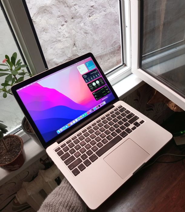 MacBook PRO. Состояние отличное, надежный.