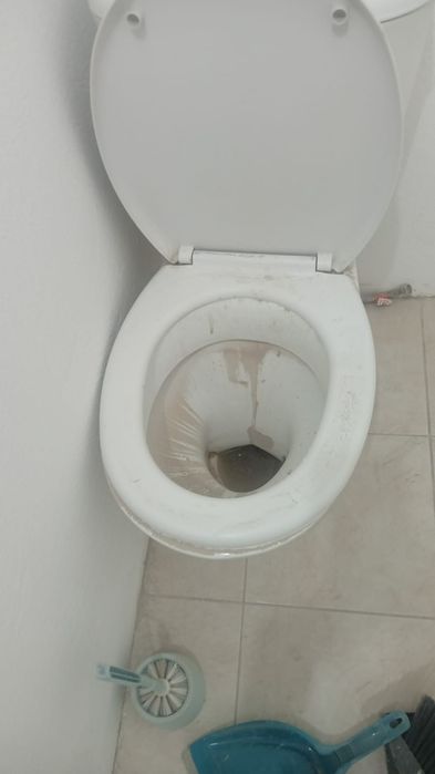 Продам ванну и унитаз