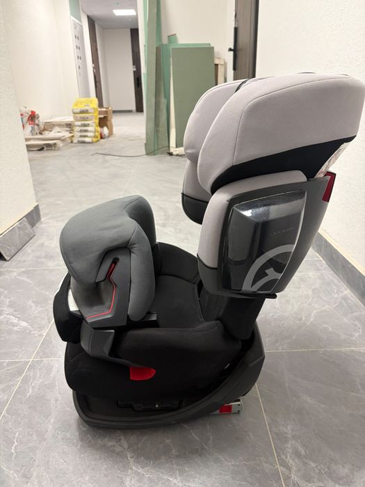 Автокресло Cybex