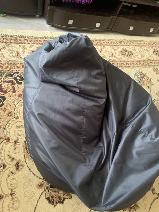 Мягкое кресло, пуфик