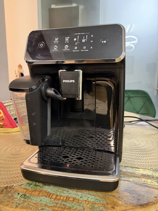 Espressor Philips LatteGo seria 2200