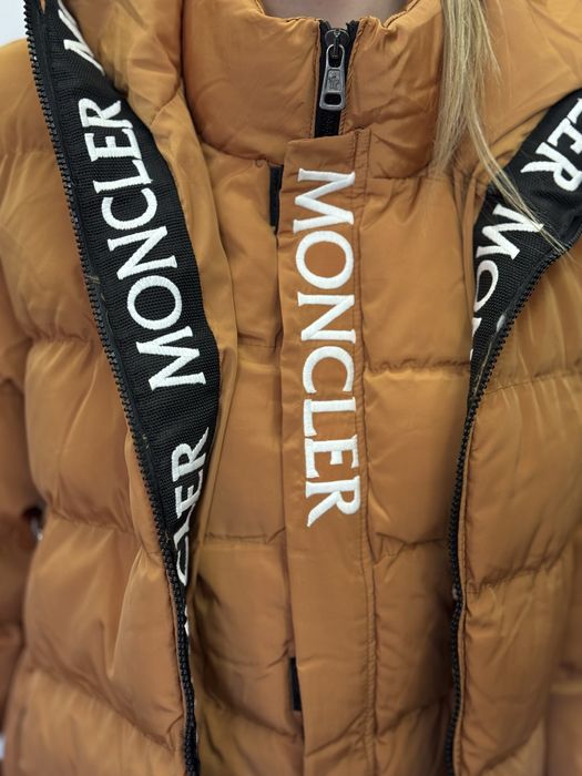 Ново ИЗЧИСТВАНЕ -50% дамско зимно/есенно/ пролет  яке Moncler L размер