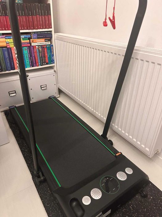 Banda de alergare pliabilă OVICX I5, Bluetooth, 1-12 km/h – 550 lei