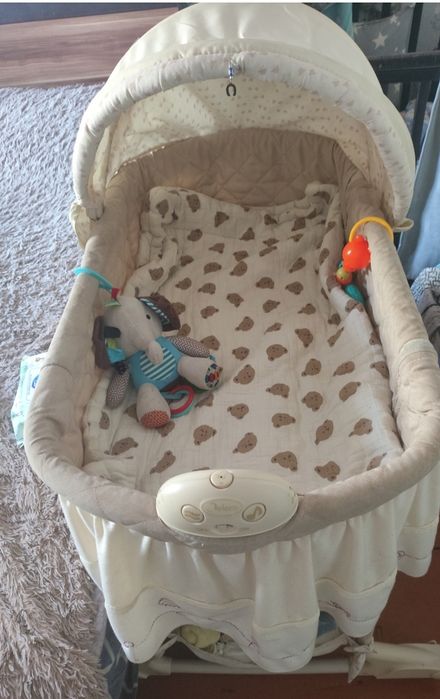 Кроватка люлька, колыбельная.