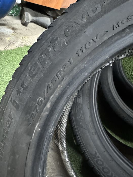 Шины зима 275/45 R21 липучки