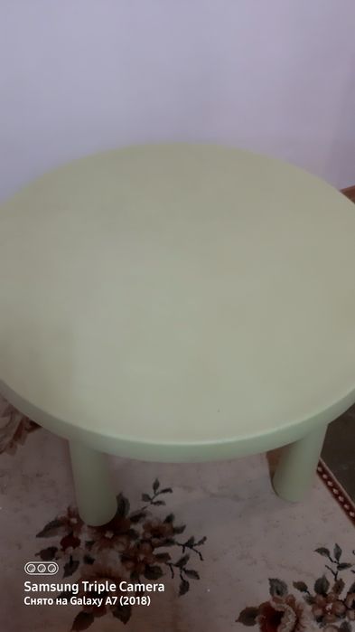 Продам стол Икея