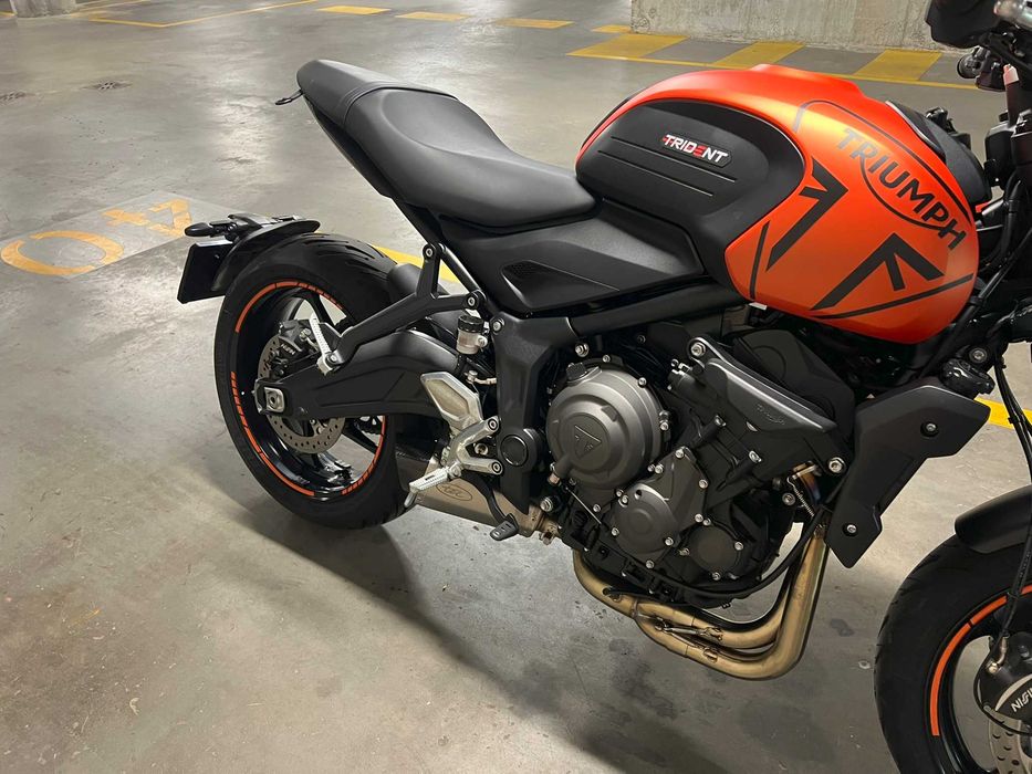Triumph Trident 660 - Revizie la Triumph Bucuresti - Cu Accesorii