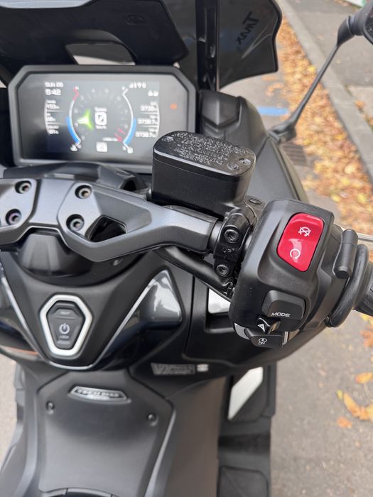 Yamaha Tmax TechMax 2024 / impecabil 3,800km / unic proprietar