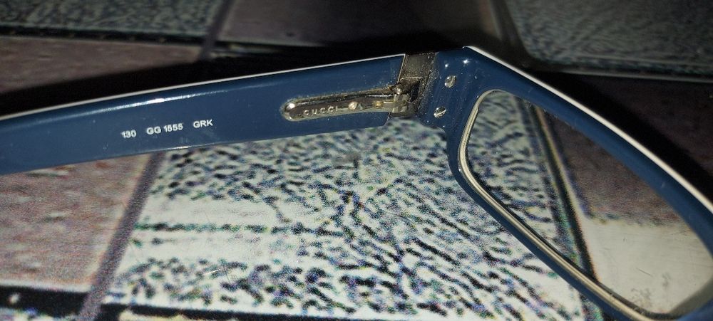 Vand ochelari Gucci