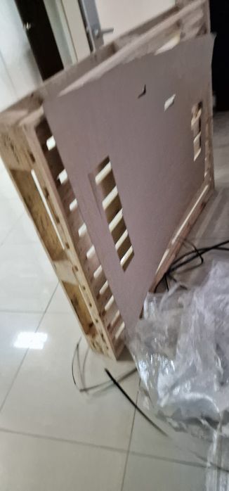 Продам поддон в хорошем состоянии