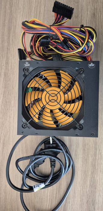 Sursa Inter-Tech Argus APS-520W, 520W, PFC Activ, noua, desigilata