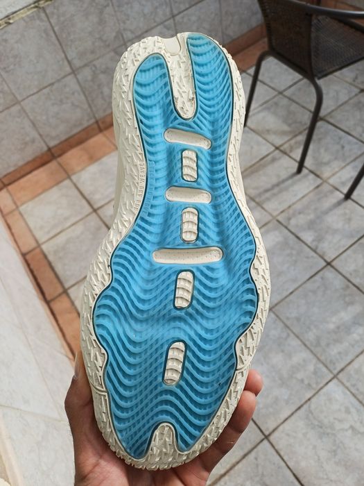 Adidas Dame 8 Extply - size 46