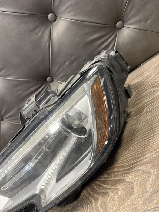 Audi A3 8v facelift Usa лед ляв фар американски